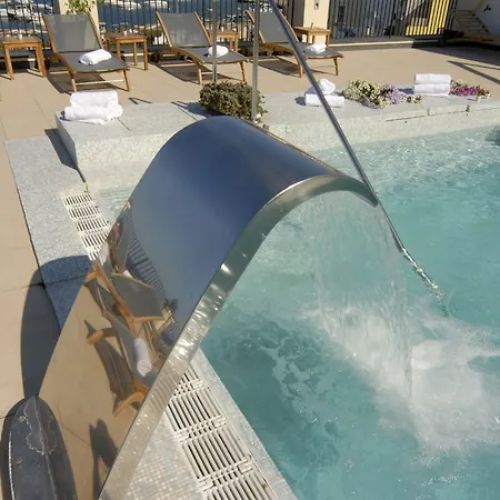 Hotel Carolina 4*