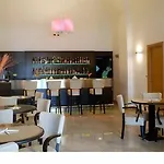 Carolina Hotel