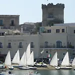 Carolina Hotel 4*