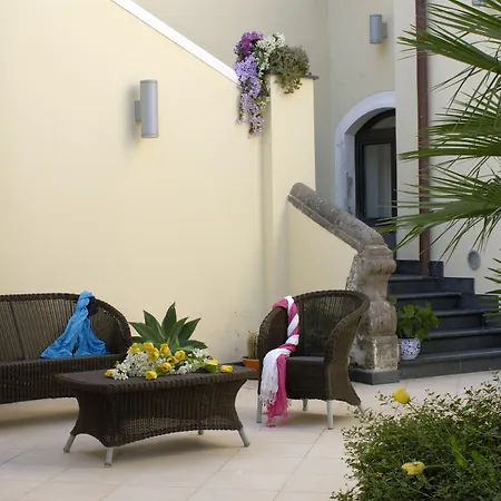 Hotel Carolina