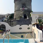 Otel Carolina