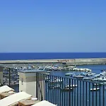 Otel Carolina 4*