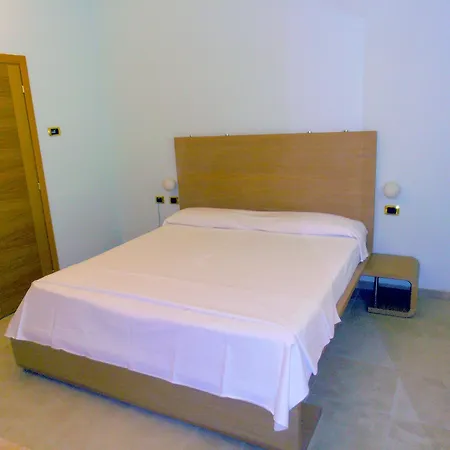 Carolina Hotel 4*