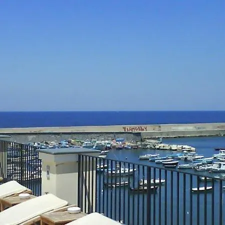 Hotel Carolina 4*