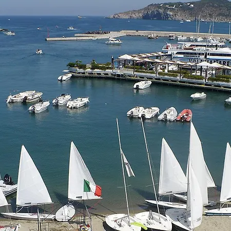 Hotell Carolina Forio di Ischia