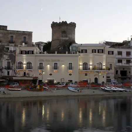 Hotel Carolina 4*