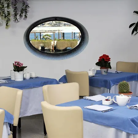 Carolina 4* Forio (Isola d'Ischia)