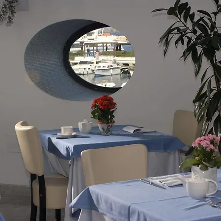 Carolina Hotel Forio (Isola d'Ischia)